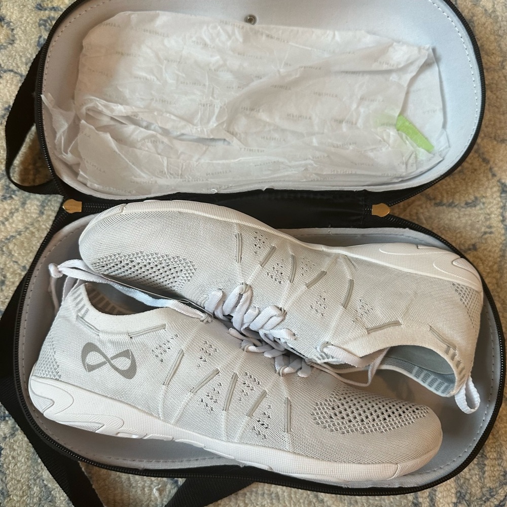 NFINITY Flyte Cheer Shoe